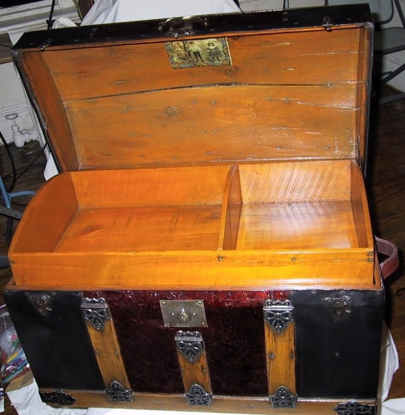 Front Open with Tray